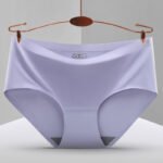 Non Marking One Piece Ice Silk Underwear Women's Breathable Sexy Mid Waist Solid Color Briefs - Image 9